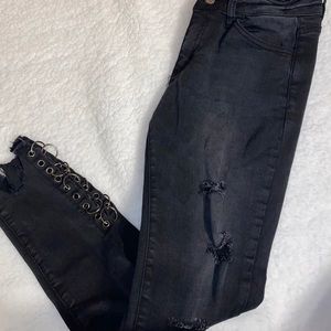 Black Jeans with loops at bottom